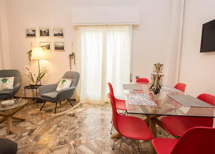 Sea View City Apartment \